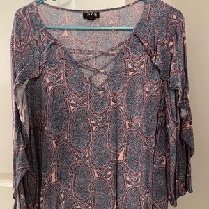 LONG SLEEVE PAISLEY